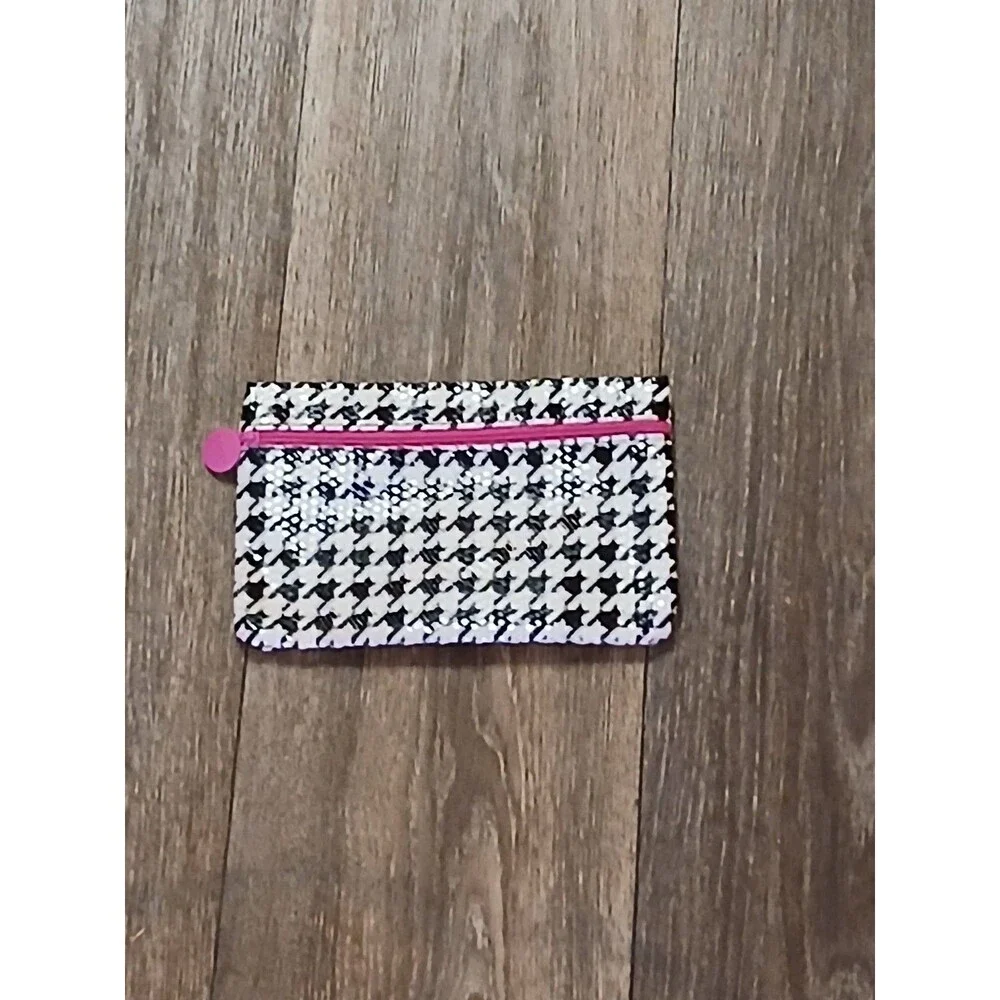 Ipsy cosmetic bag